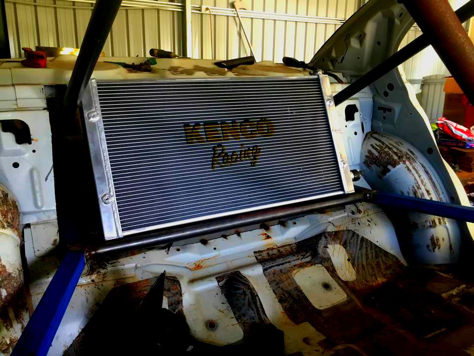 Kenco Universal Double / Dual Pass Aluminium Radiator w 14" Fans / Shroud - Image 5